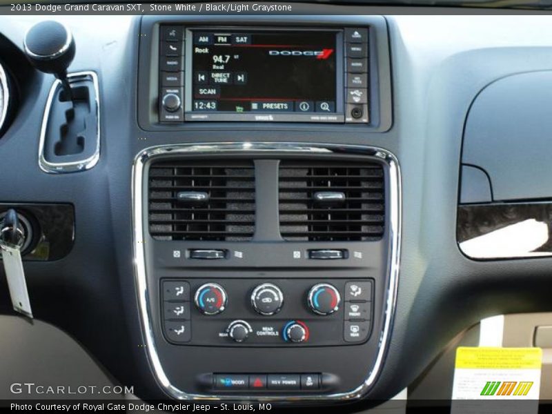 Stone White / Black/Light Graystone 2013 Dodge Grand Caravan SXT