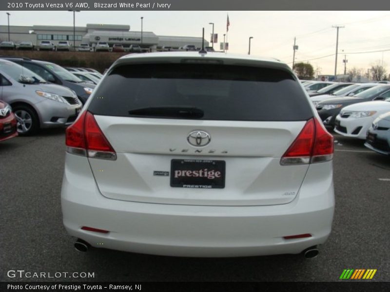 Blizzard White Pearl / Ivory 2010 Toyota Venza V6 AWD