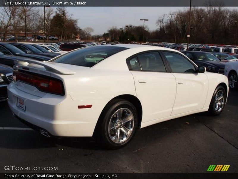 Bright White / Black 2013 Dodge Charger SXT