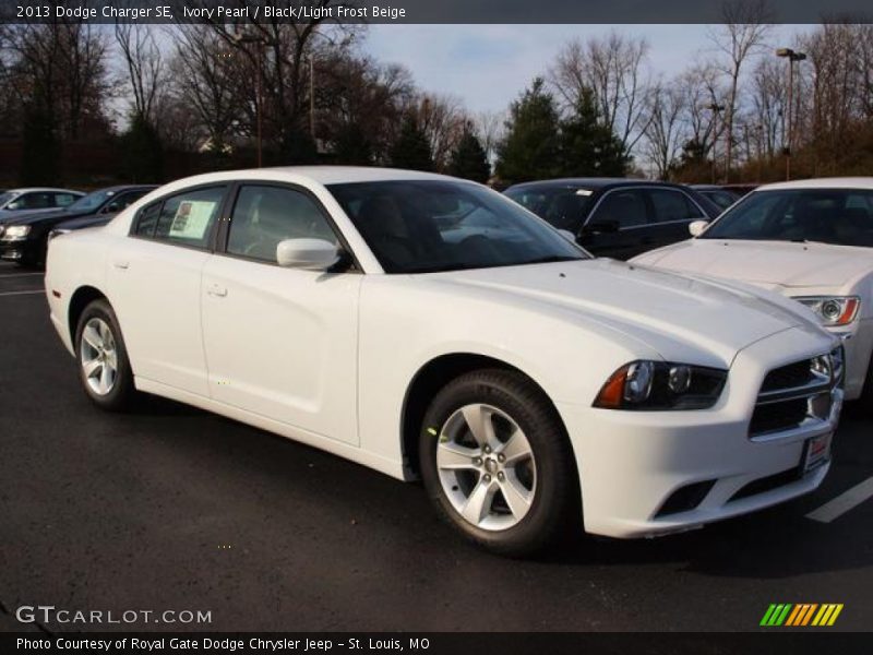 Ivory Pearl / Black/Light Frost Beige 2013 Dodge Charger SE