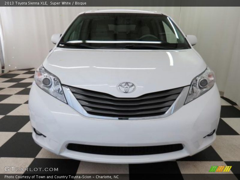 Super White / Bisque 2013 Toyota Sienna XLE