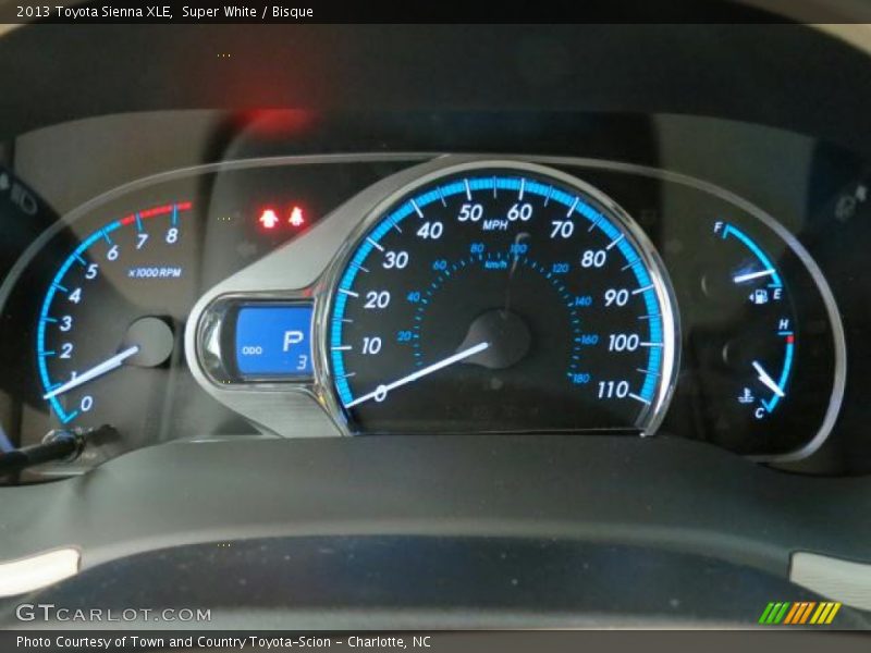 Super White / Bisque 2013 Toyota Sienna XLE