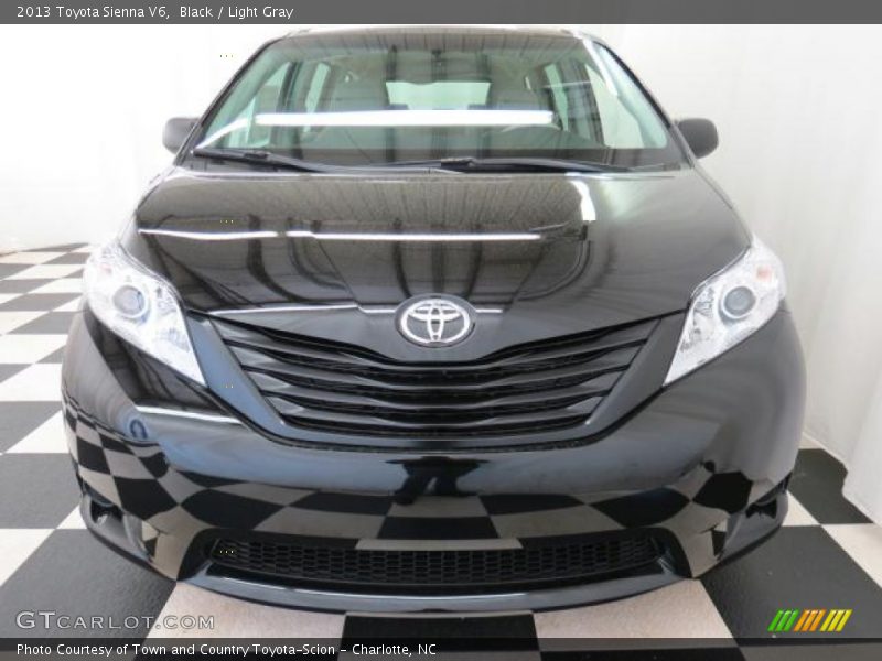 Black / Light Gray 2013 Toyota Sienna V6
