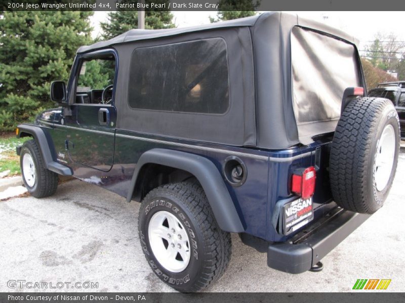 Patriot Blue Pearl / Dark Slate Gray 2004 Jeep Wrangler Unlimited 4x4