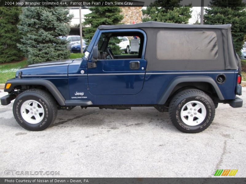 Patriot Blue Pearl / Dark Slate Gray 2004 Jeep Wrangler Unlimited 4x4