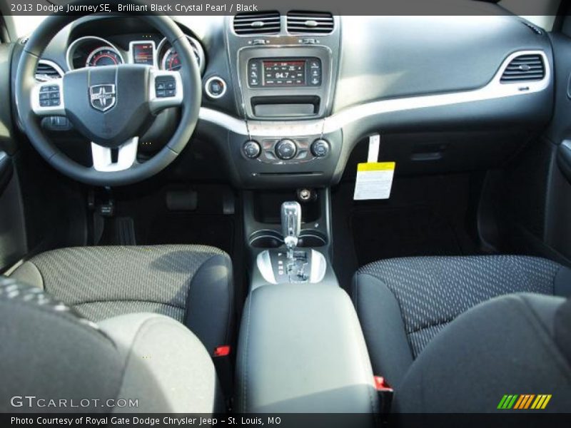 Brilliant Black Crystal Pearl / Black 2013 Dodge Journey SE