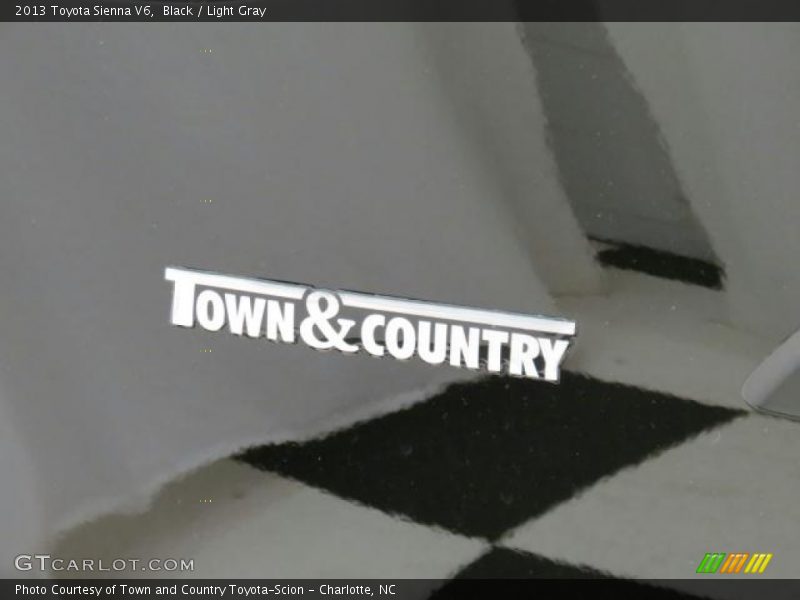Black / Light Gray 2013 Toyota Sienna V6