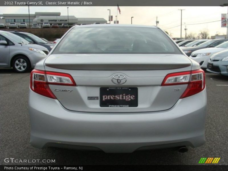 Classic Silver Metallic / Black 2012 Toyota Camry SE