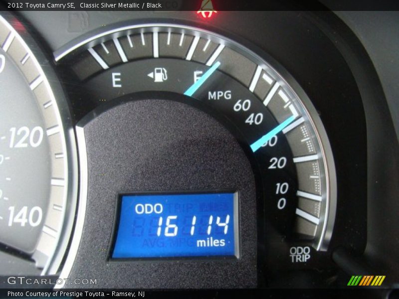 Classic Silver Metallic / Black 2012 Toyota Camry SE