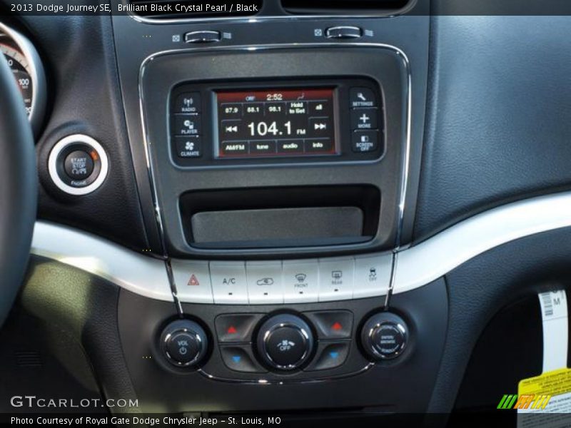 Brilliant Black Crystal Pearl / Black 2013 Dodge Journey SE