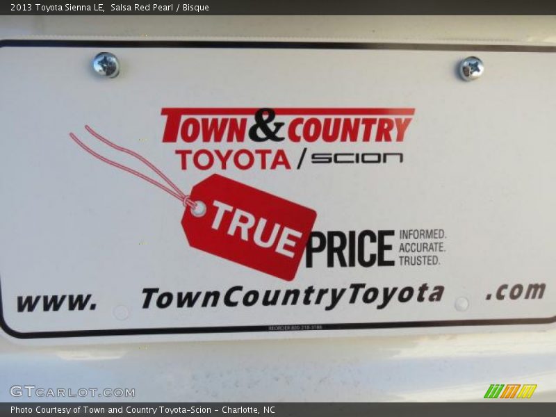 Salsa Red Pearl / Bisque 2013 Toyota Sienna LE