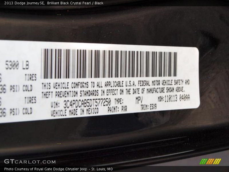 Brilliant Black Crystal Pearl / Black 2013 Dodge Journey SE