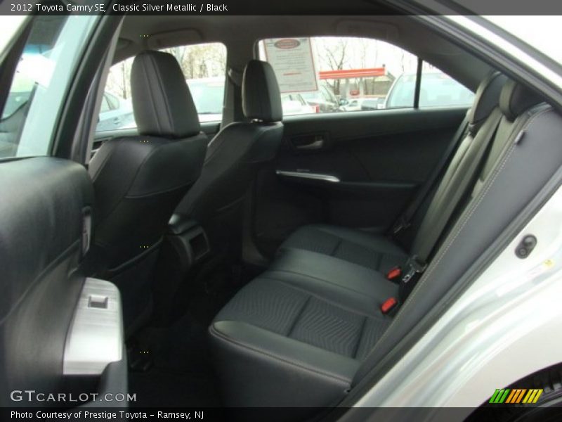 Classic Silver Metallic / Black 2012 Toyota Camry SE