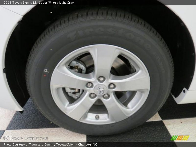 Super White / Light Gray 2013 Toyota Sienna LE