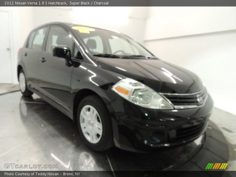 Super Black / Charcoal 2012 Nissan Versa 1.8 S Hatchback