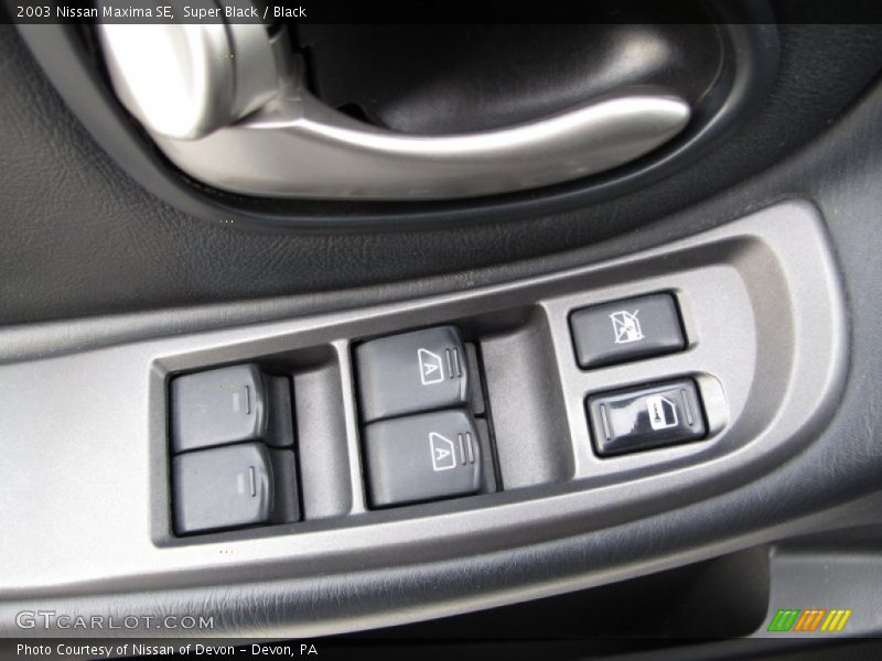 Super Black / Black 2003 Nissan Maxima SE