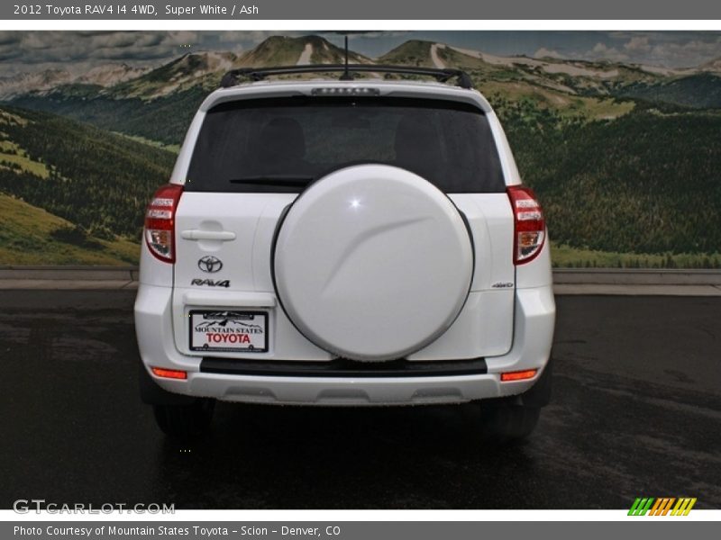 Super White / Ash 2012 Toyota RAV4 I4 4WD