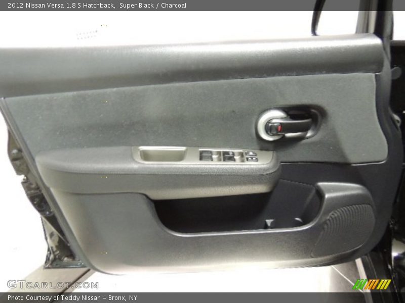 Super Black / Charcoal 2012 Nissan Versa 1.8 S Hatchback