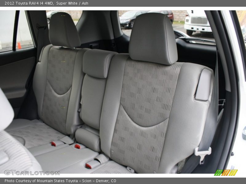 Super White / Ash 2012 Toyota RAV4 I4 4WD