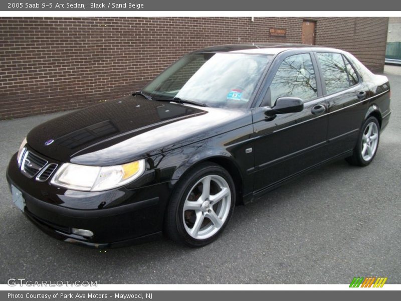 Black / Sand Beige 2005 Saab 9-5 Arc Sedan