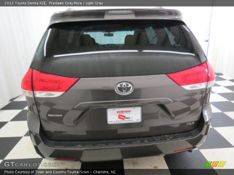 Predawn Gray Mica / Light Gray 2013 Toyota Sienna XLE