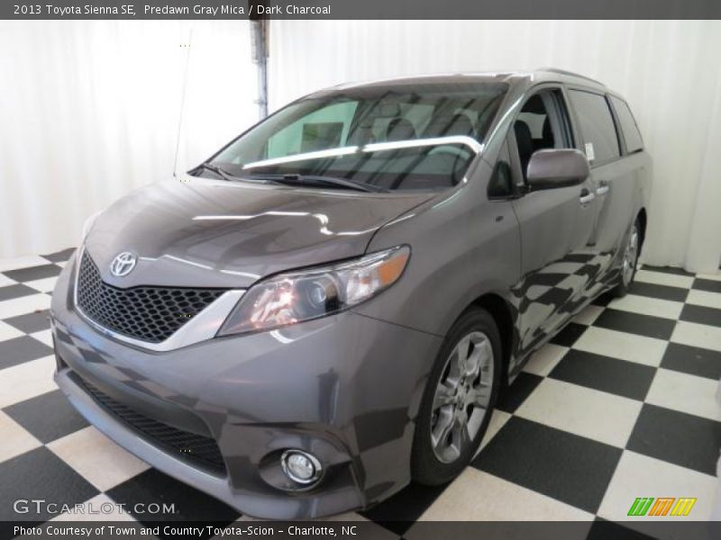 Predawn Gray Mica / Dark Charcoal 2013 Toyota Sienna SE