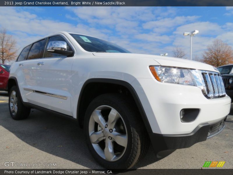 Bright White / New Saddle/Black 2013 Jeep Grand Cherokee Overland