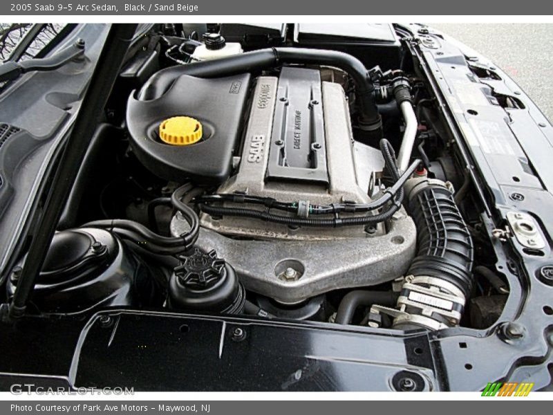 Black / Sand Beige 2005 Saab 9-5 Arc Sedan