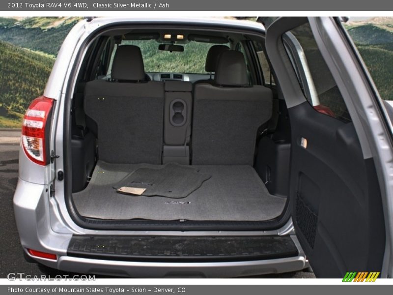 Classic Silver Metallic / Ash 2012 Toyota RAV4 V6 4WD