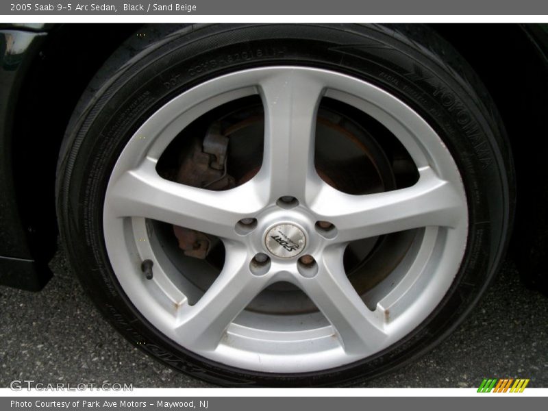 Black / Sand Beige 2005 Saab 9-5 Arc Sedan