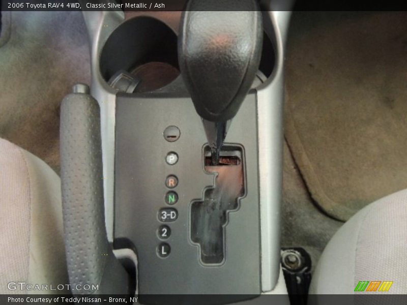 Classic Silver Metallic / Ash 2006 Toyota RAV4 4WD