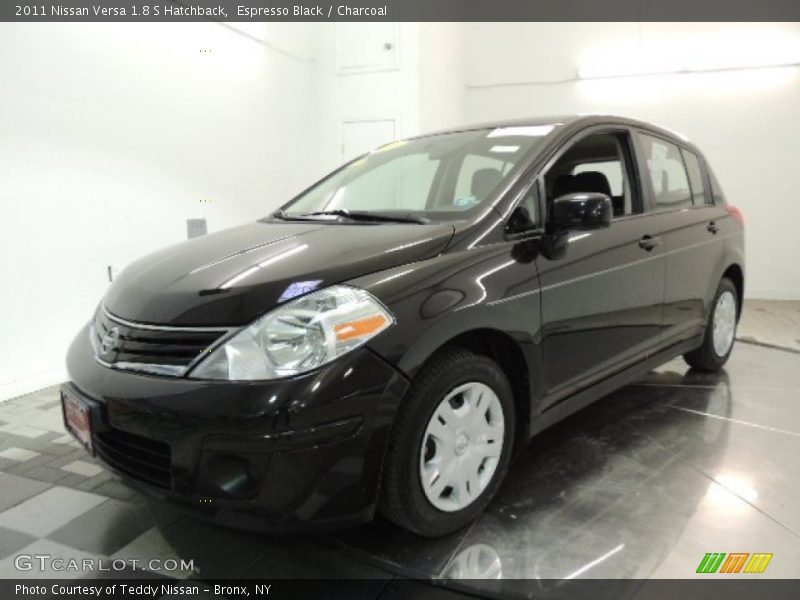Espresso Black / Charcoal 2011 Nissan Versa 1.8 S Hatchback