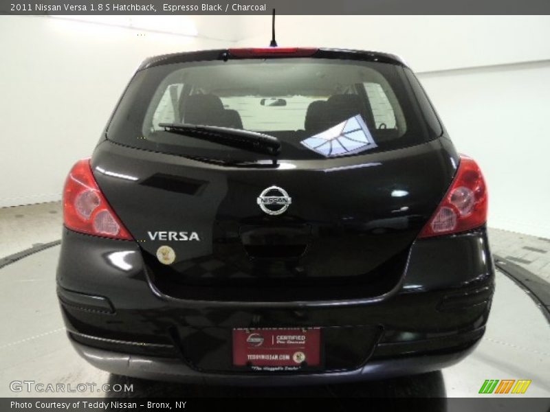 Espresso Black / Charcoal 2011 Nissan Versa 1.8 S Hatchback
