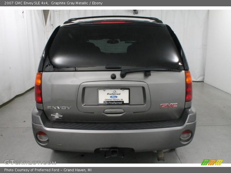 Graphite Gray Metallic / Ebony 2007 GMC Envoy SLE 4x4