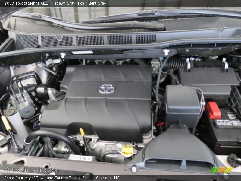 Predawn Gray Mica / Light Gray 2013 Toyota Sienna XLE