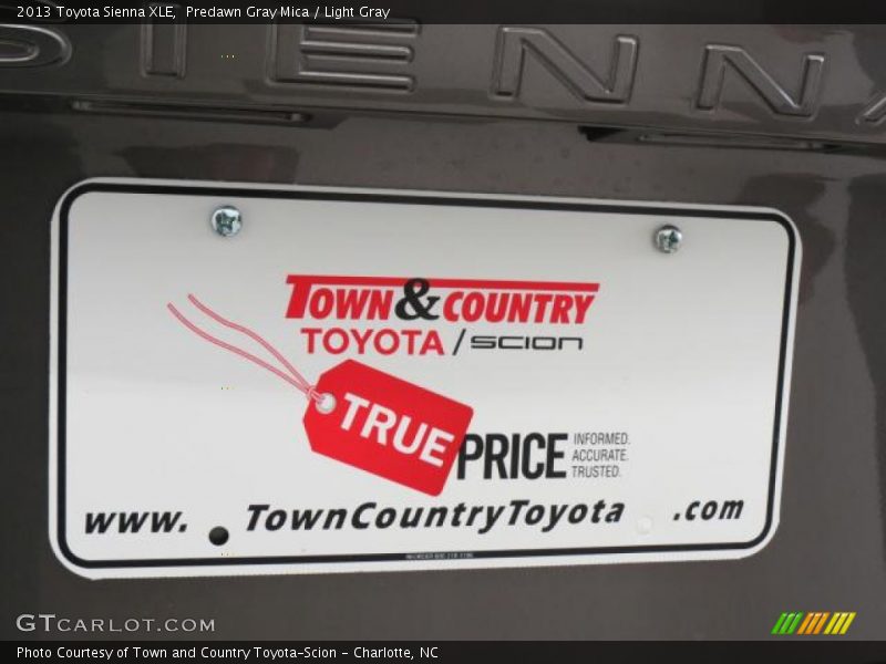 Predawn Gray Mica / Light Gray 2013 Toyota Sienna XLE
