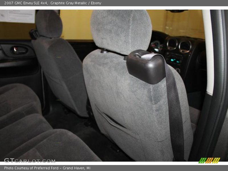 Graphite Gray Metallic / Ebony 2007 GMC Envoy SLE 4x4