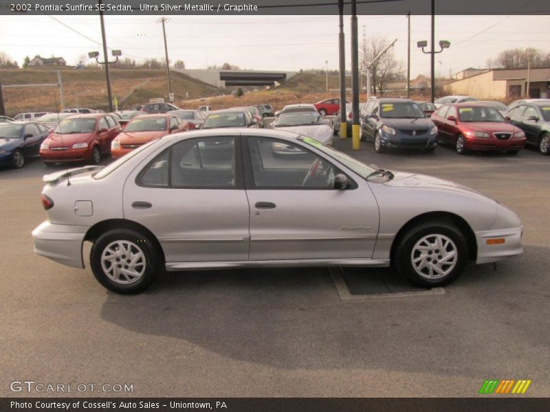 Ultra Silver Metallic / Graphite 2002 Pontiac Sunfire SE Sedan