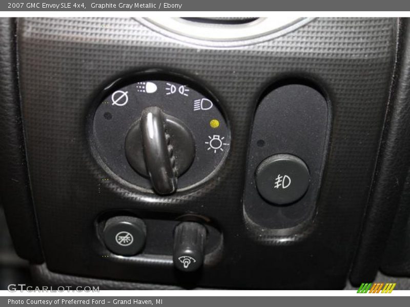 Graphite Gray Metallic / Ebony 2007 GMC Envoy SLE 4x4