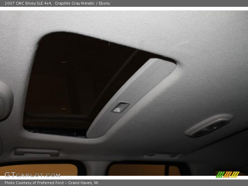 Graphite Gray Metallic / Ebony 2007 GMC Envoy SLE 4x4