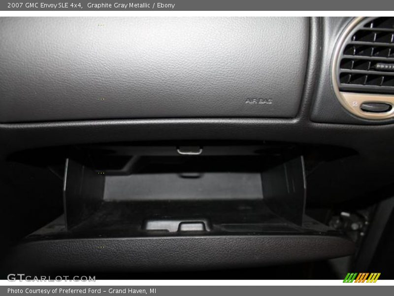 Graphite Gray Metallic / Ebony 2007 GMC Envoy SLE 4x4
