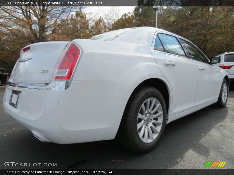 Bright White / Black/Light Frost Beige 2013 Chrysler 300