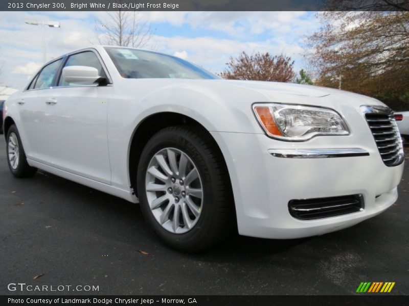 Bright White / Black/Light Frost Beige 2013 Chrysler 300