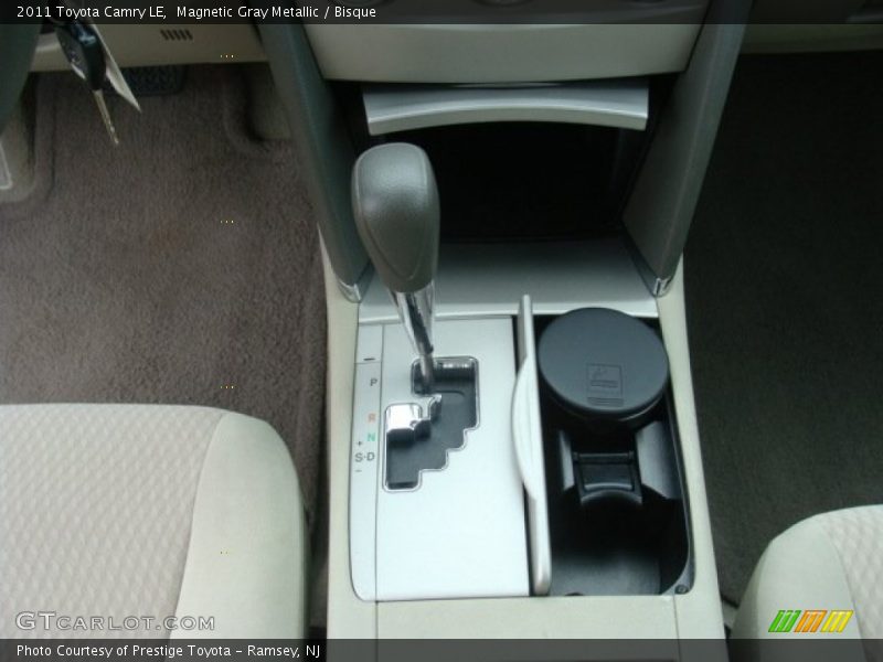 Magnetic Gray Metallic / Bisque 2011 Toyota Camry LE