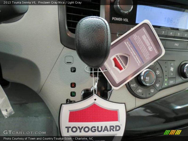 Predawn Gray Mica / Light Gray 2013 Toyota Sienna V6
