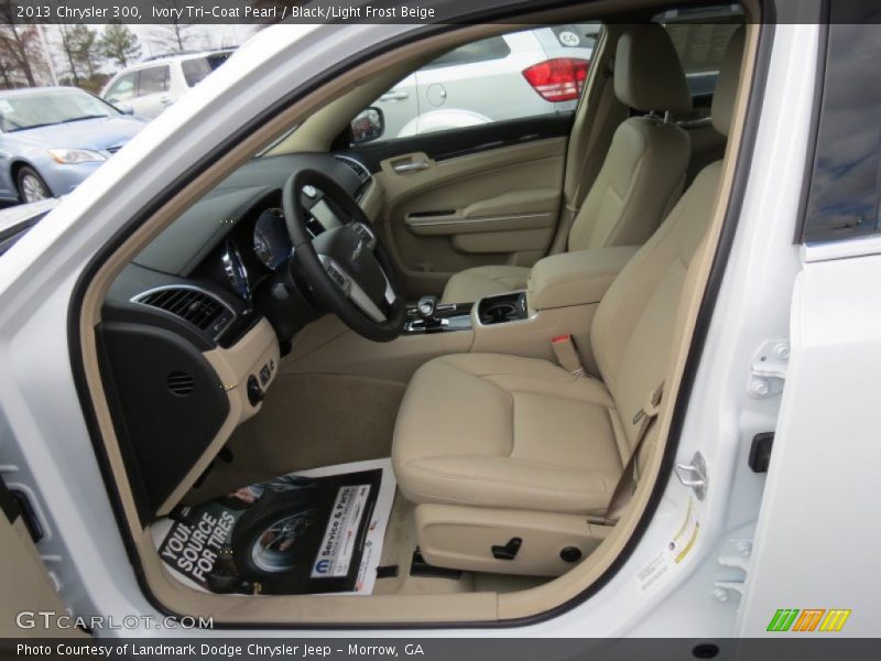 Ivory Tri-Coat Pearl / Black/Light Frost Beige 2013 Chrysler 300