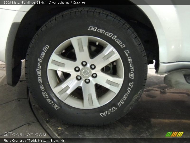 Silver Lightning / Graphite 2009 Nissan Pathfinder SE 4x4