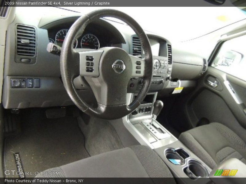 Silver Lightning / Graphite 2009 Nissan Pathfinder SE 4x4