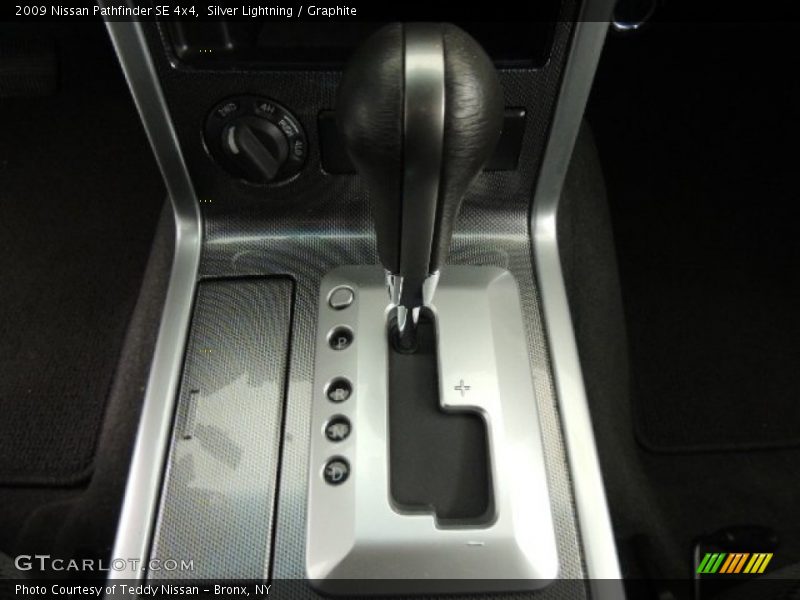 Silver Lightning / Graphite 2009 Nissan Pathfinder SE 4x4