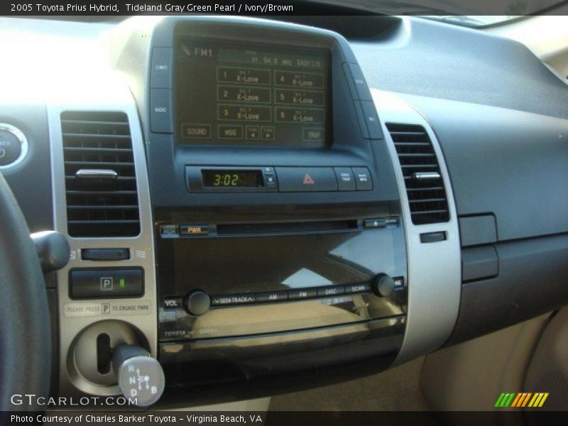 Tideland Gray Green Pearl / Ivory/Brown 2005 Toyota Prius Hybrid